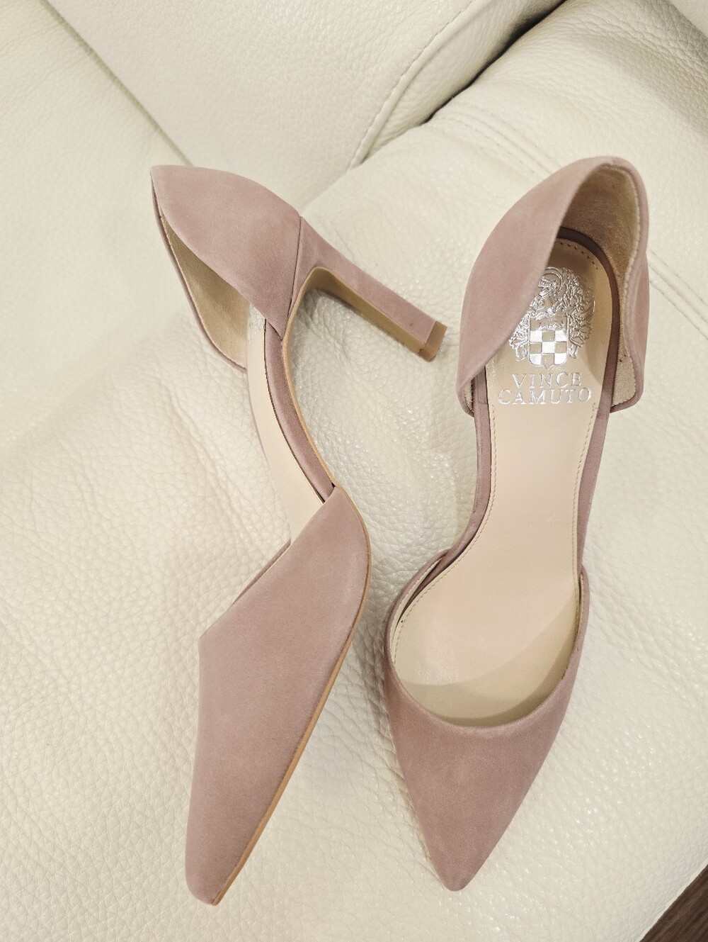 Vince Camuto Blush Beige Lrather Suede Pointed-Toe Pump Heels Classic 8.5